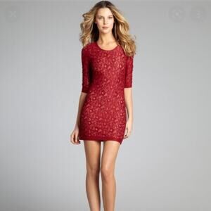 Revolve Lovers + Friends Dress Size XS Red Lace Body con 3/4 sleeve Dress